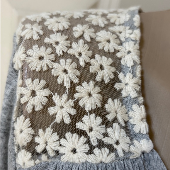 Ella Moss Heather grey Daisy lace accent cross over top, med - Picture 3 of 6
